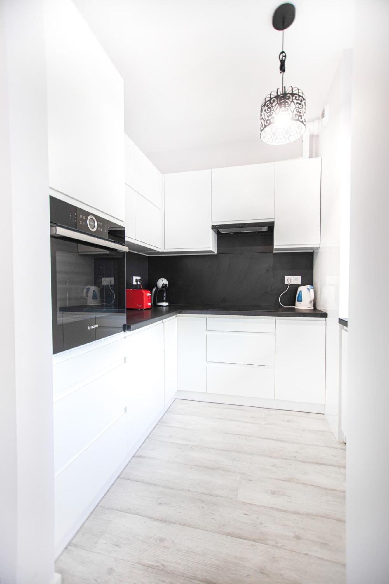 Lovely Close To The Center. Free Parking Appartement